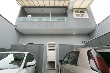 Casa à venda com 240m², 1 quarto e 2 vagasFachada