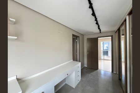 Casa à venda com 230m², 3 quartos e 2 vagasSuíte 1