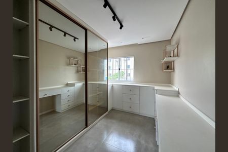 Casa à venda com 230m², 3 quartos e 2 vagasSuíte 1