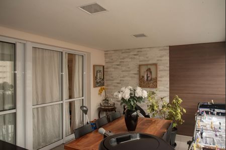 Apartamento à venda com 115m², 2 quartos e 2 vagasVaranda gourmet
