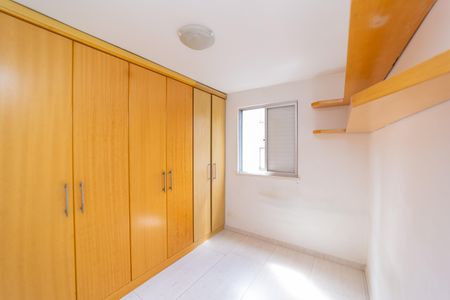 Apartamento à venda com 57m², 2 quartos e 1 vagaQuarto 2