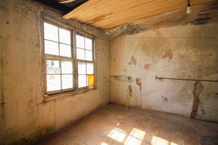 Casa à venda com 83m², 3 quartos e 1 vagaÁrea de Serviço