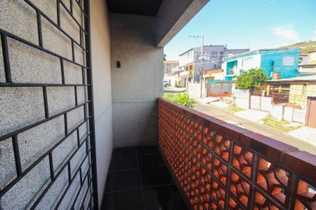 Casa à venda com 83m², 3 quartos e 1 vagaSacada