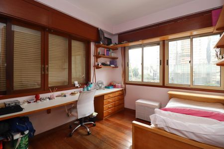 Apartamento para alugar com 180m², 3 quartos e 1 vaga Apartamento para alugar com 180m², 3 quartos e 1 vagaSuíte 2