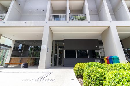 Studio para alugar com 27m², 1 quarto e sem vaga Studio para alugar com 27m², 1 quarto e sem vagaFachada