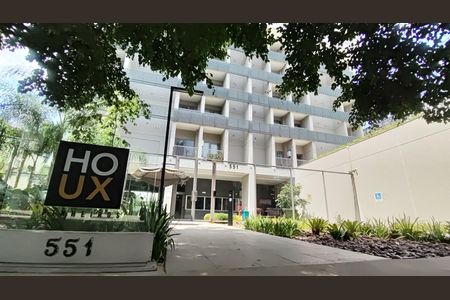 Studio para alugar com 27m², 1 quarto e sem vaga Studio para alugar com 27m², 1 quarto e sem vagaFachada