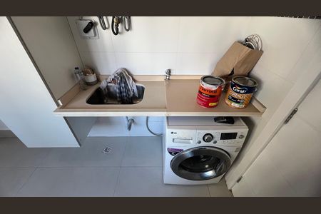 Apartamento para alugar com 180m², 2 quartos e 2 vagas Apartamento para alugar com 180m², 2 quartos e 2 vagasÁrea de Serviço