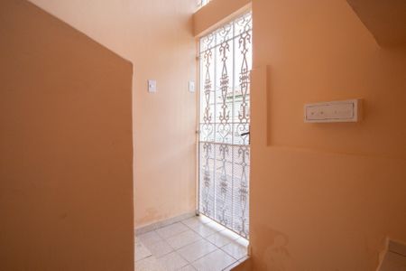 Casa à venda com 108m², 3 quartos e 1 vagaEscada