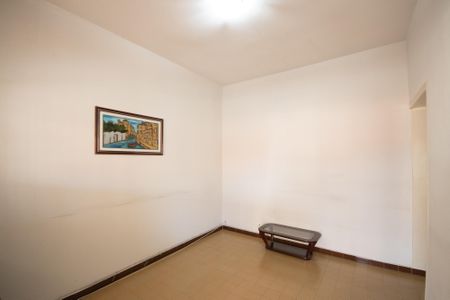 Casa à venda com 108m², 3 quartos e 1 vagaSala