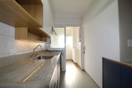Apartamento à venda com 72m², 2 quartos e 1 vagaCozinha
