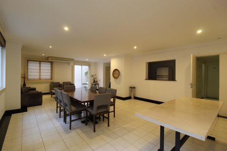 Apartamento à venda com 72m², 2 quartos e 1 vagaÁrea Comum - Salão de Festas