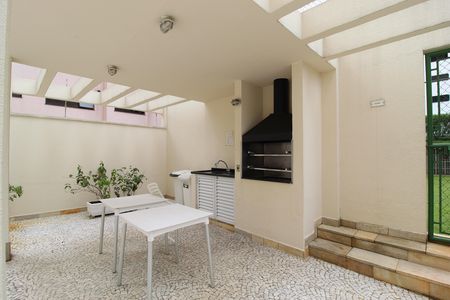 Apartamento à venda com 72m², 2 quartos e 1 vagaÁrea Comum - Churrasqueira