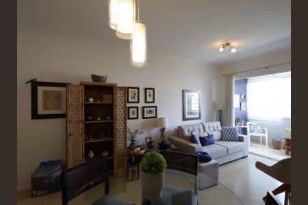 Apartamento à venda com 85m², 2 quartos e 2 vagasSala