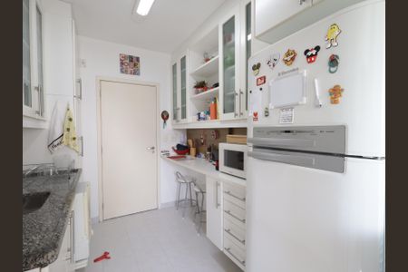 Apartamento à venda com 85m², 2 quartos e 2 vagasCozinha