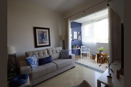 Apartamento à venda com 85m², 2 quartos e 2 vagasSala