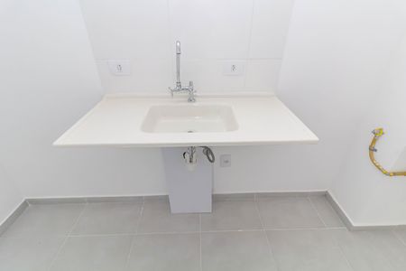 Cozinha de apartamento à venda com 1 quarto, 35m² em Conjunto Residencial José Bonifácio, São Paulo
