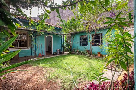 Casa para alugar com 90m², 2 quartos e 1 vagaQuintal