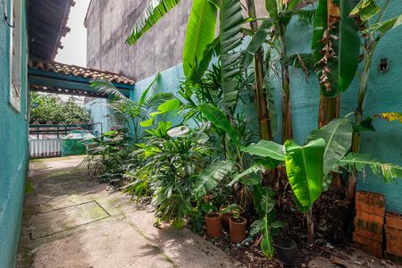 Casa para alugar com 90m², 2 quartos e 1 vagaQuintal