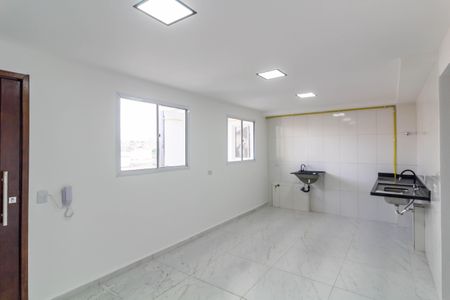 Apartamento à venda com 42m², 2 quartos e sem vaga Apartamento à venda com 42m², 2 quartos e sem vagaSala-Cozinha
