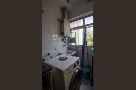 Apartamento à venda com 71m², 2 quartos e 1 vagaCozinha e Área de Serviço