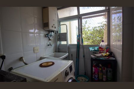 Apartamento à venda com 71m², 2 quartos e 1 vagaCozinha e Área de Serviço