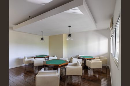 Apartamento à venda com 71m², 2 quartos e 1 vagaÁrea Comum - Salão de Jogos