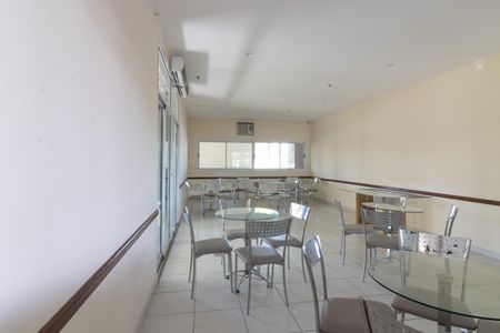 Apartamento à venda com 71m², 2 quartos e 1 vagaÁrea Comum - Salão de Festas