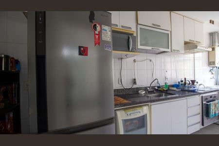 Apartamento à venda com 71m², 2 quartos e 1 vagaCozinha e Área de Serviço