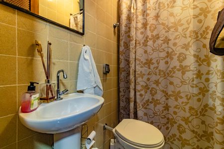 Casa à venda com 225m², 3 quartos e 3 vagasBanheiro de Serviço