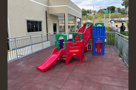 Apartamento para alugar com 60m², 2 quartos e 1 vagaÁrea comum - Playground