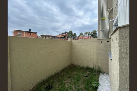 Apartamento para alugar com 60m², 2 quartos e 1 vagaQuintal