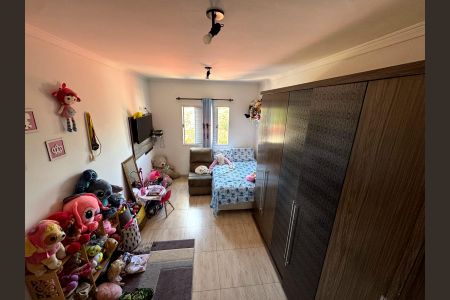 Casa à venda com 160m², 3 quartos e 2 vagas Casa à venda com 160m², 3 quartos e 2 vagasQuarto 1