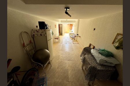 Casa à venda com 160m², 3 quartos e 2 vagas Casa à venda com 160m², 3 quartos e 2 vagasÁrea Externa