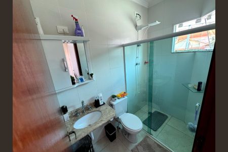 Casa à venda com 160m², 3 quartos e 2 vagas Casa à venda com 160m², 3 quartos e 2 vagasBanheiro da Suíte