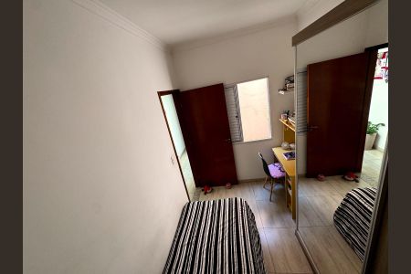 Casa à venda com 160m², 3 quartos e 2 vagas Casa à venda com 160m², 3 quartos e 2 vagasQuarto 2