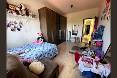 Casa à venda com 160m², 3 quartos e 2 vagas Casa à venda com 160m², 3 quartos e 2 vagasQuarto 1