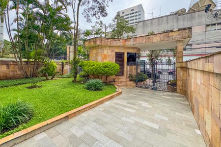 Apartamento à venda com 105m², 3 quartos e 1 vagaEntrada