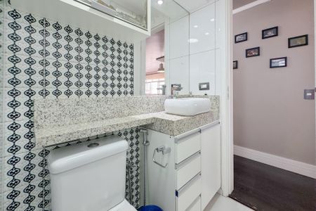Apartamento à venda com 105m², 3 quartos e 1 vagaBanheiro Corredor