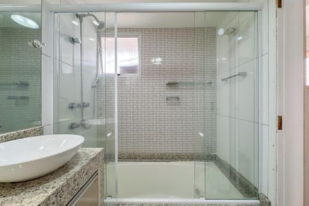 Apartamento à venda com 105m², 3 quartos e 1 vagaBanheiro da Suíte