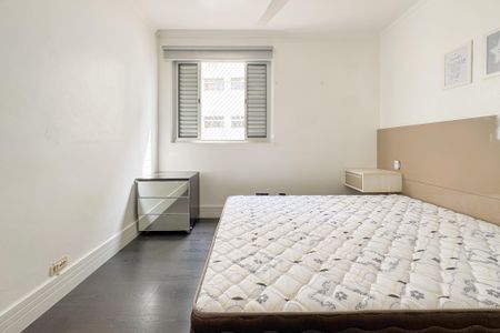 Apartamento à venda com 105m², 3 quartos e 1 vagaQuarto 1