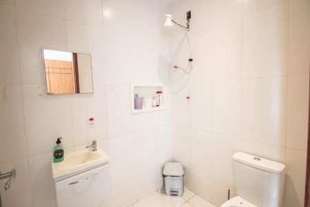 Casa para alugar com 180m², 5 quartos e 2 vagasBanheiro 2