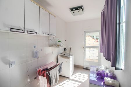 Casa para alugar com 180m², 5 quartos e 2 vagasCozinha 1