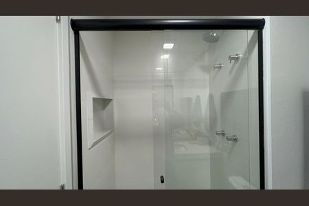 Studio à venda com 28m², 1 quarto e sem vaga Studio à venda com 28m², 1 quarto e sem vagaBanheiro