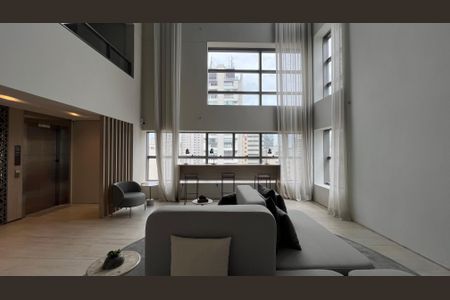 Studio à venda com 28m², 1 quarto e sem vaga Studio à venda com 28m², 1 quarto e sem vagaCoworking