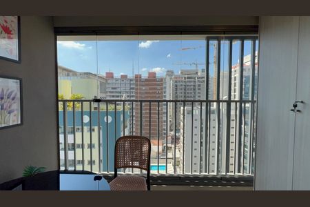 Studio à venda com 28m², 1 quarto e sem vaga Studio à venda com 28m², 1 quarto e sem vagaVaranda