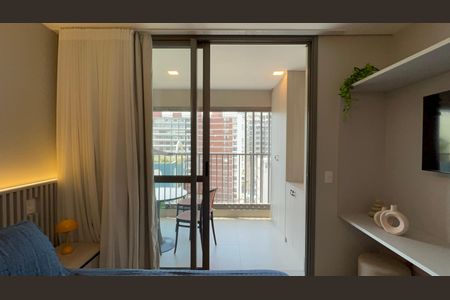 Studio à venda com 28m², 1 quarto e sem vaga Studio à venda com 28m², 1 quarto e sem vagaVaranda
