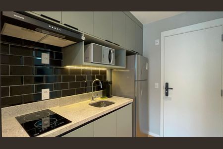 Studio à venda com 28m², 1 quarto e sem vaga Studio à venda com 28m², 1 quarto e sem vagaCozinha