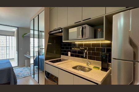 Studio à venda com 28m², 1 quarto e sem vaga Studio à venda com 28m², 1 quarto e sem vagaCozinha