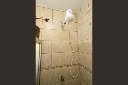 Casa à venda com 402m², 5 quartos e 5 vagasBanheiro do Quarto 1