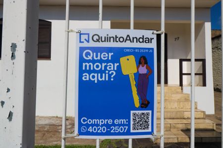 Casa à venda com 402m², 5 quartos e 5 vagasPlaquinha